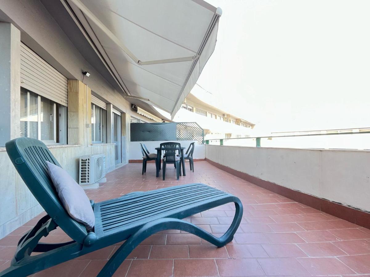 Imperiale Apartment Tirrenia Eksteriør billede