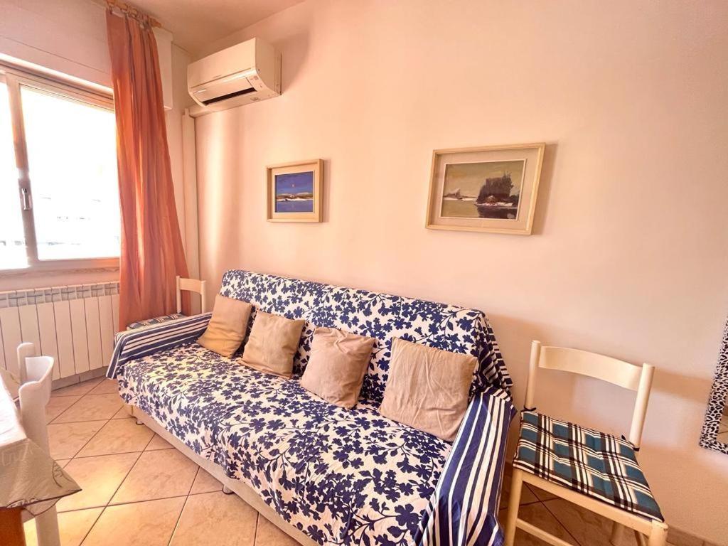 Imperiale Apartment Tirrenia Eksteriør billede