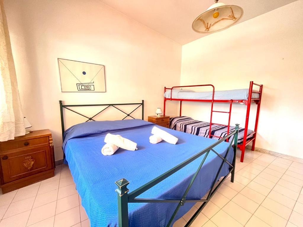 Imperiale Apartment Tirrenia Eksteriør billede
