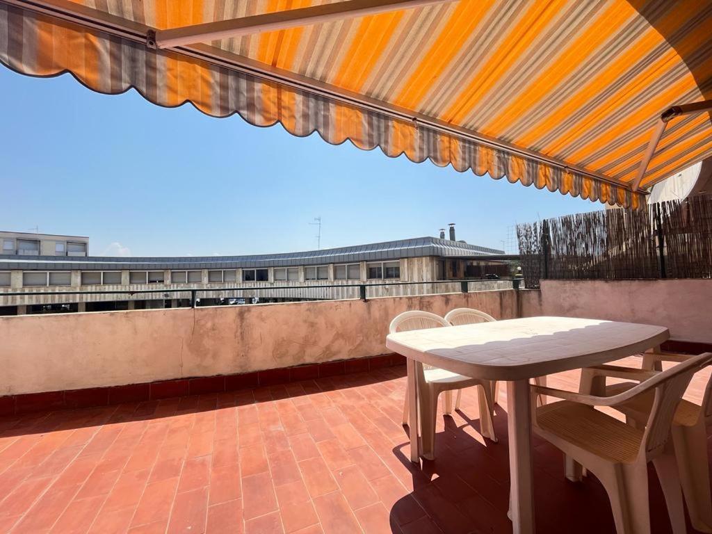 Imperiale Apartment Tirrenia Eksteriør billede