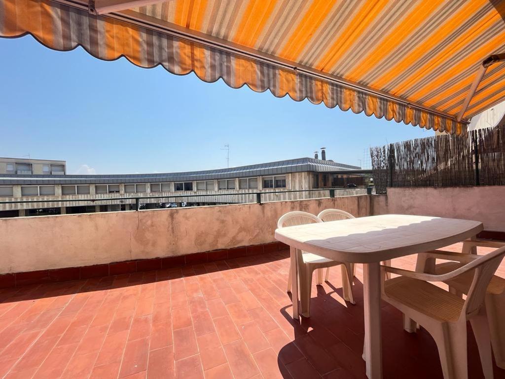 Imperiale Apartment Tirrenia Eksteriør billede