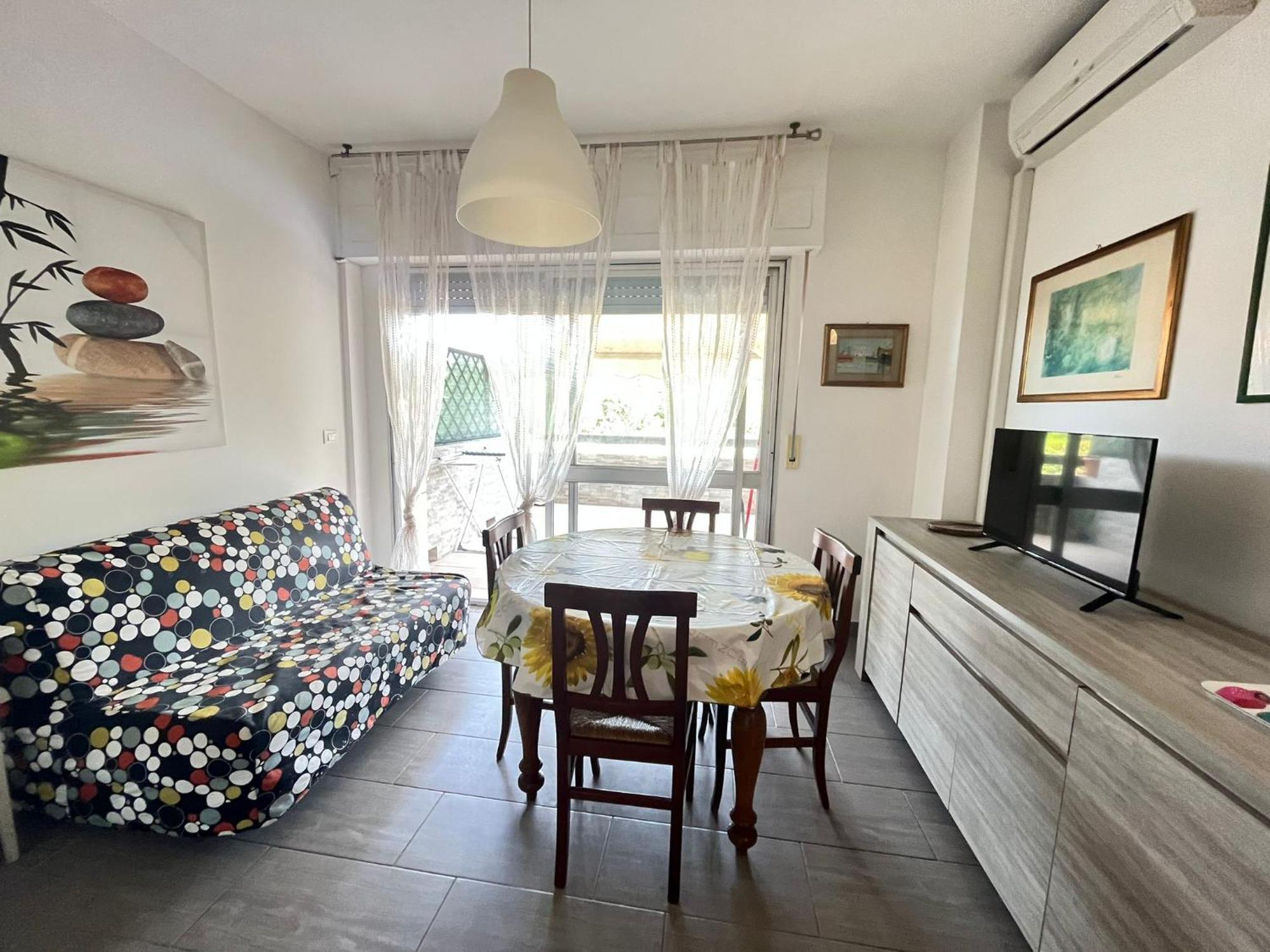 Imperiale Apartment Tirrenia Eksteriør billede