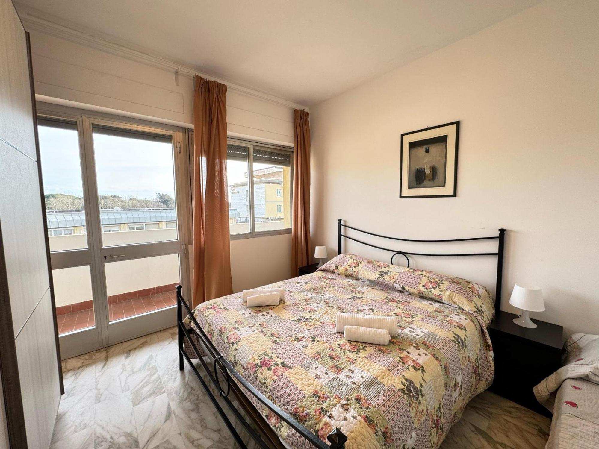 Imperiale Apartment Tirrenia Eksteriør billede